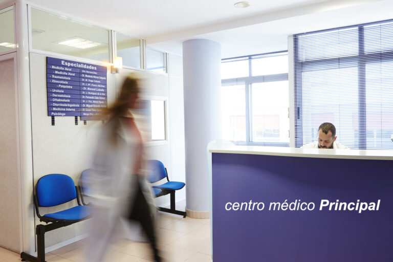 Recepción del Centro Médico Principal